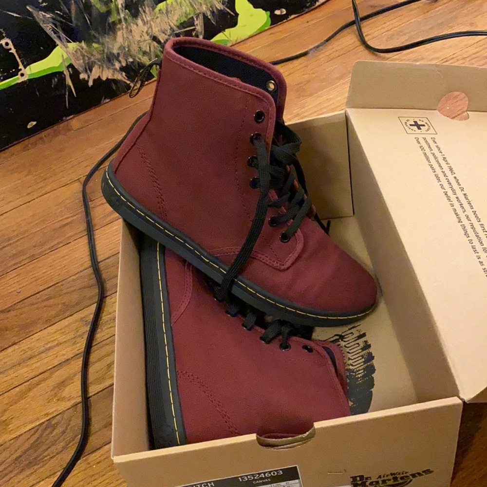 Dr. Martens NEW